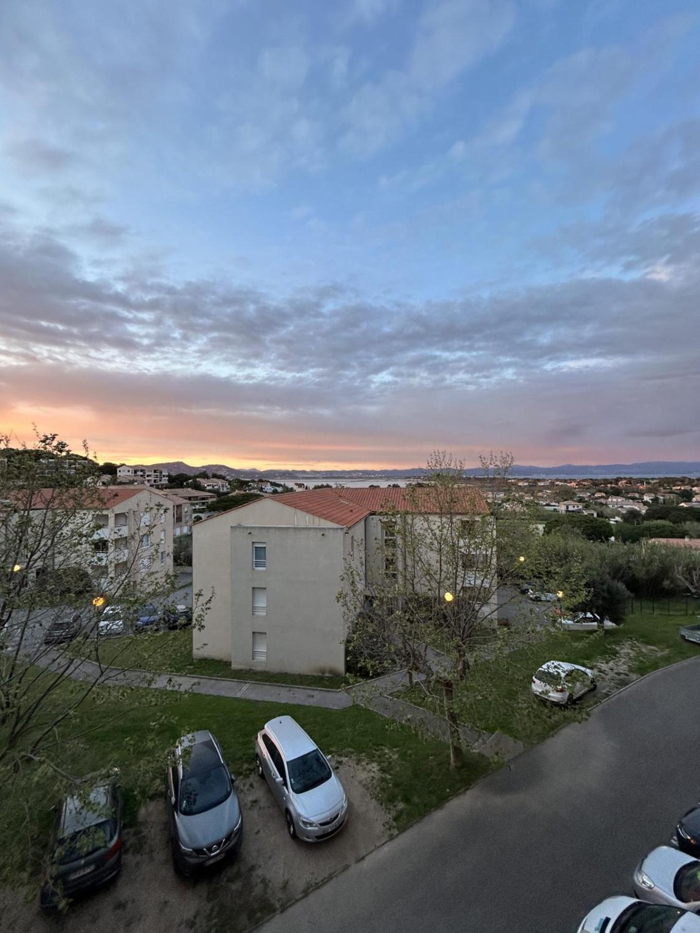 Апартаменти Superbe Duplex Refait A Neuf ! Єр Екстер'єр фото
